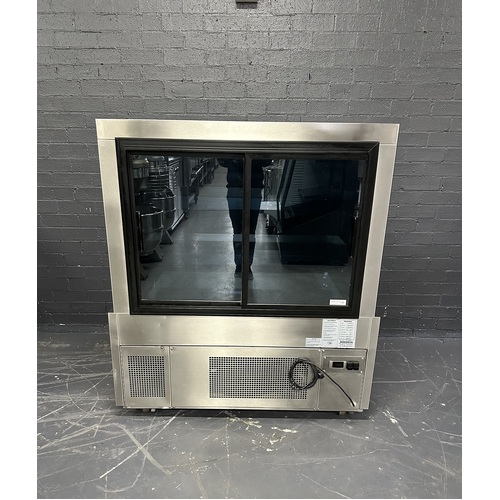 Pre-Owned Koldtech SQRCD.12 - Square Glass Cake Display 1200mm