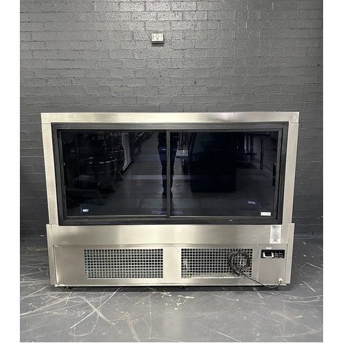 Pre-Owned Koldtech SQRCD.18 - Square Glass Cake Display 1800mm