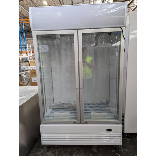 (Clearance) Unboxed - Polar GE580-A G-Series Hinged Door Upright Display Cooler/Fridge with Light Box 950Ltr