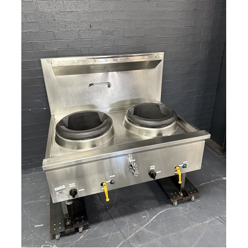 Pre-Owned Gas 2 Hole Wok with Chimney Burners