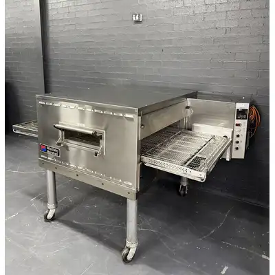 Pre-Owned Middleby Marshall PS540G - Gas 32 Inch Pizza Conveyor Oven