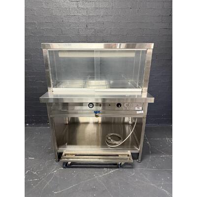 Pre-Owned Custom Made 2x3 Hot Food Display on Cabinet Base