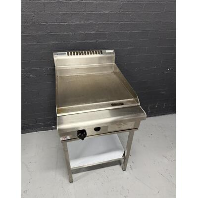Pre-Owned Waldorf GP8600G-LS - 600mm Gas Griddle on Leg Stand