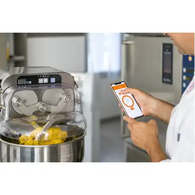 Miss Baker Pro - 4kg finished /10 Litre Double Arm Mixer 5 speed, Red  - MS0323059R