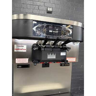 Pre-Owned Taylor C713 - Gravity Fed Twin Twist Soft Serve Machine - PO-1905
