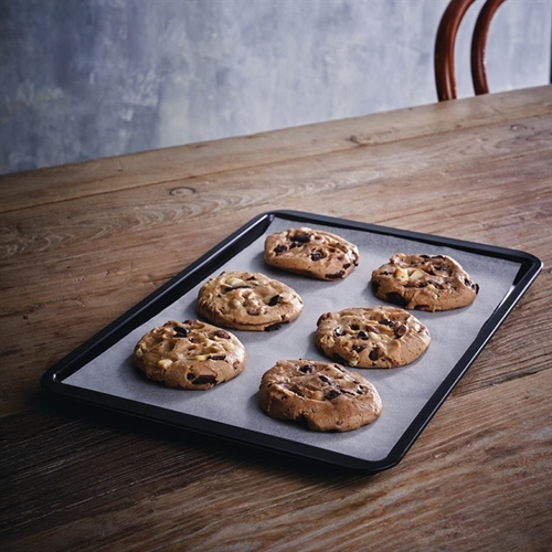Vogue Non Stick Baking Tray 370x257x16mm - GD014