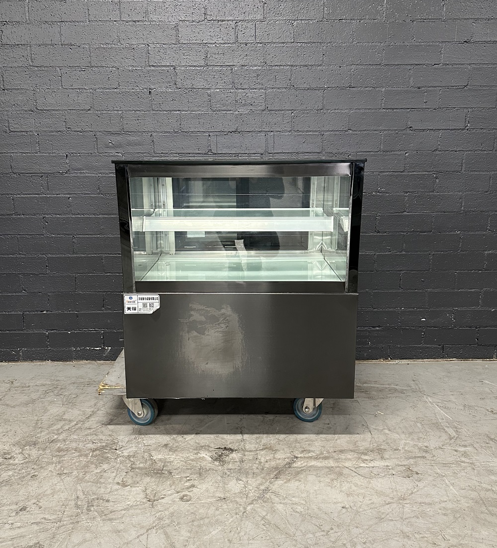 Aggregate more than 168 cake display fridge adelaide latest in.eteachers