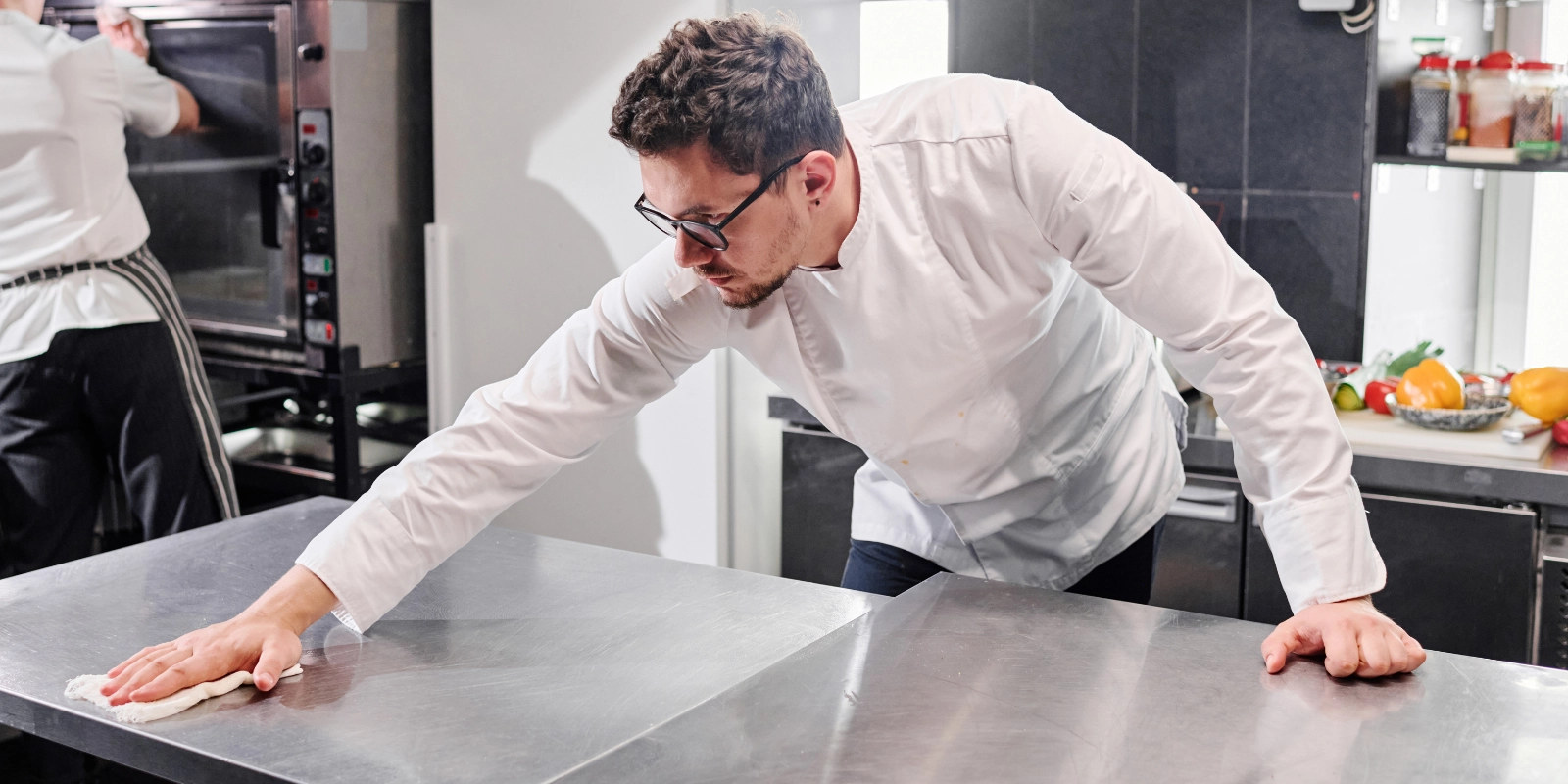 How to Clean Stainless Steel Benches and Sinks
