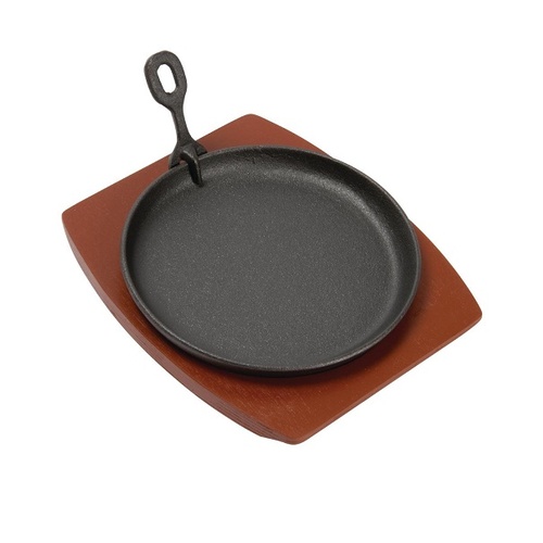 Olympia Cast Iron Round Sizzler with Wooden Stand 220mm - CC311