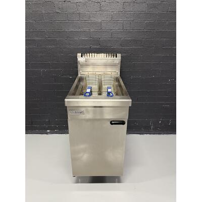 Pre-Owned Waldorf FN8120G - Single Pan Gas Fryer - Nat Gas - PO-1965