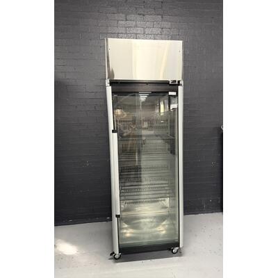 Pre-Owned Skope SK650 - 1 Door Glass Upright Display Fridge - PO-2012