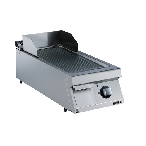 Zanussi EVO900 Electric 400mm Ribbed Brushed Chrome Sloped Plate Fry Top