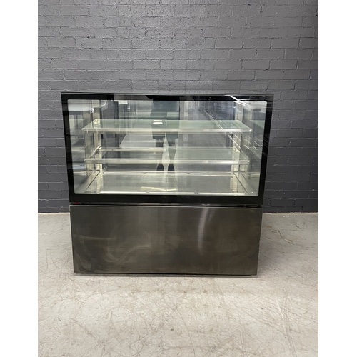 Pre-Owned Anvil NDSV3740 - 1200mm Square Glass Cake Display
