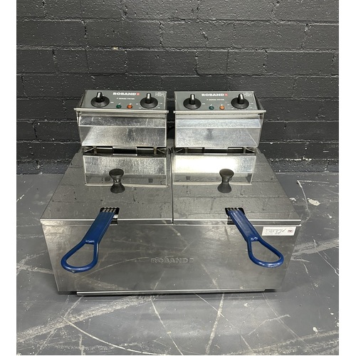 Pre-Owned Roband F28 - 2 x 8 Litre Electric Bench Top Fryer (2 x 15 Amp)