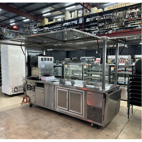 Pre-Owned Custom Made Stainless Steel Coffee Cart 2800mm