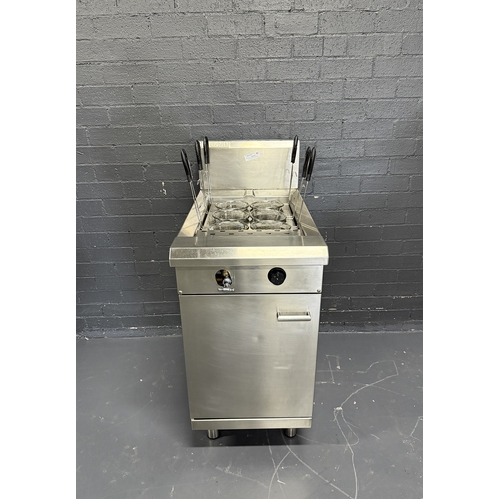 Pre-Owned Luus NC-45 - 6 Basket Gas Noodle Cooker