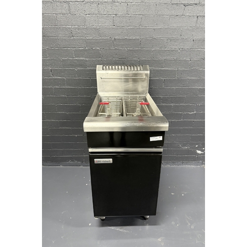 Pre-Owned Waldorf Bold FNB8226G - Twin Pan Gas Fryer 