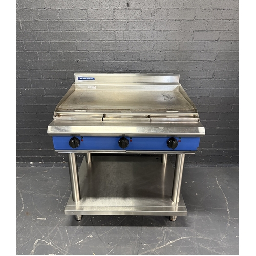 Pre-Owned Blue Seal E516A-LS - 900mm Electric Griddle with Leg Stand