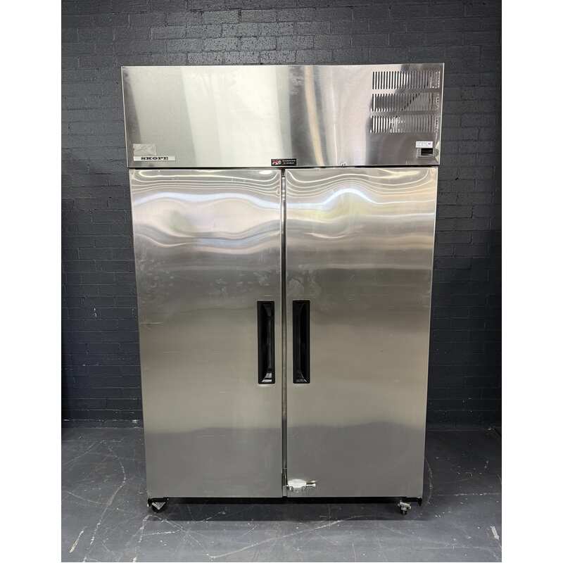 Pre-Owned Skope PG1300 - 2 Door Solid GN Upright Fridge