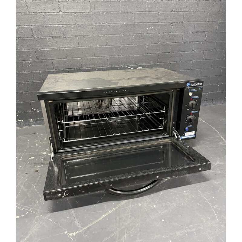 Pre-Owned Turbofan E27 - 3 Tray Electric Convection Oven - 15 Amp