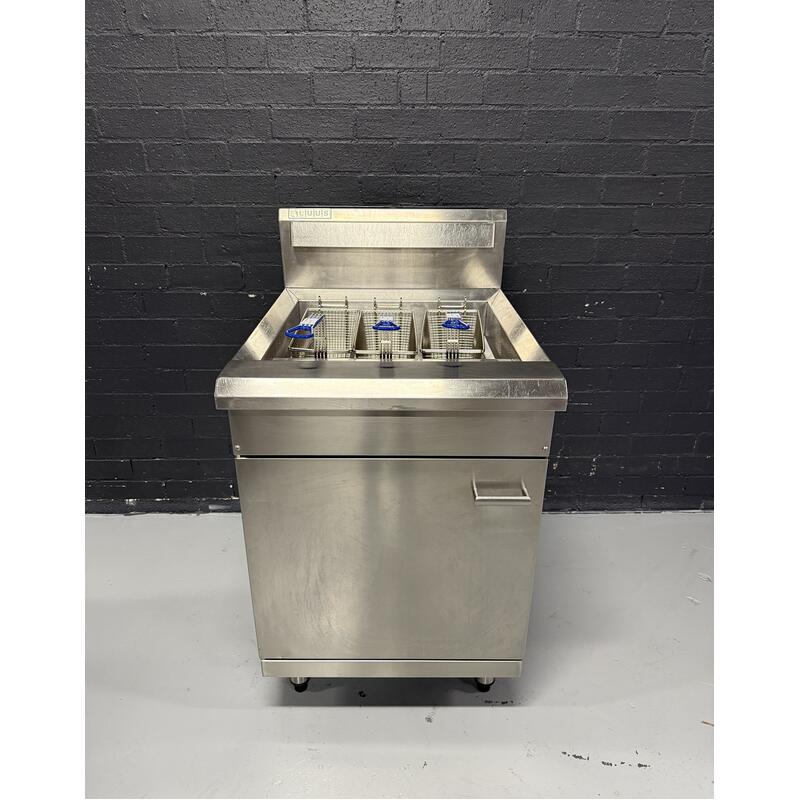 Pre-Owned Luus FV-60 - Single Pan Gas Fryer - 3 Baskets