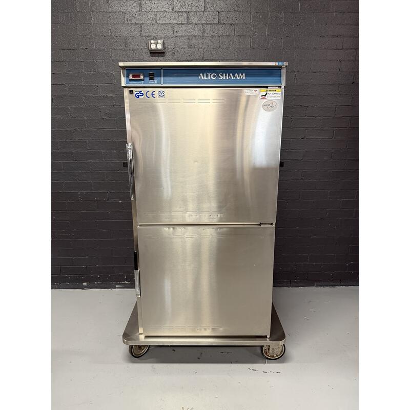 Pre-Owned Alto Shaam 1000BQ296 - Hot Holding Banquet Cart - Split Doors