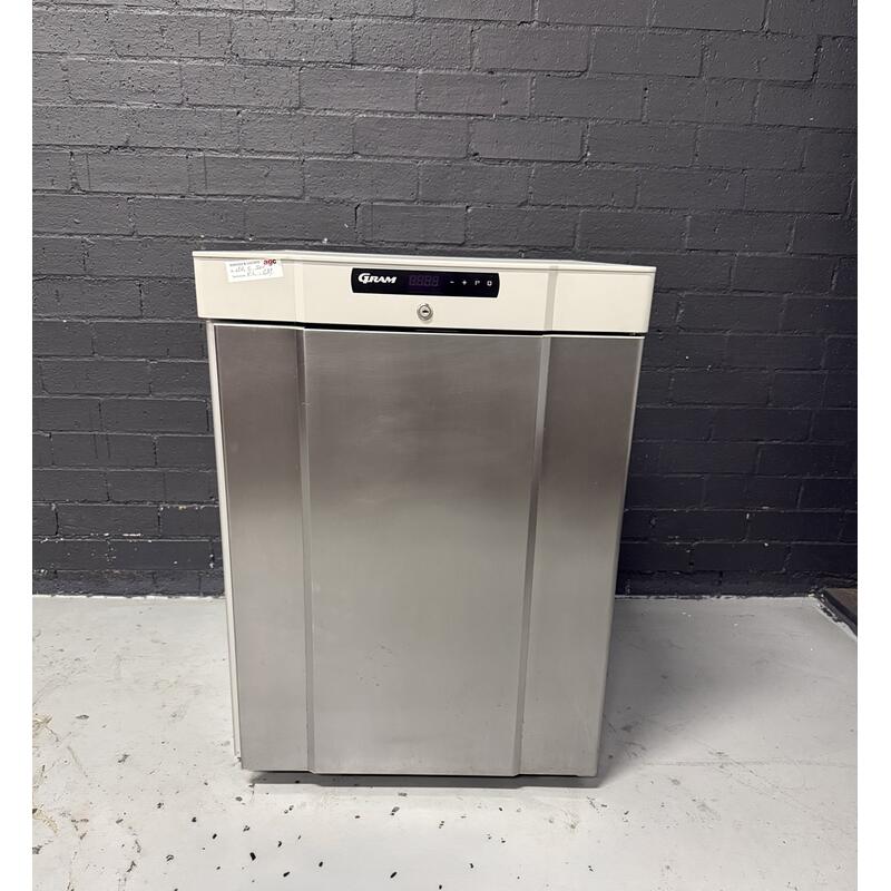 Pre-Owned Gram K210RG - Single Door Underbench Fridge - 125 Litres