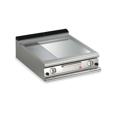 Baron Q70FTT-G825 - 2 Burner Gas Fry Top With 2/3 Smooth 1/3 Ribbed Chrome Plate 
